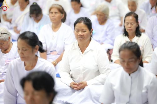 ภาพ No.154965:โครงการอุบาสกแก้ว อุบาสิกาแก้ว รุ่นที่ 2 ตัวแทนทอดกฐินสามัคคีทั่วไทย 30,000 วัด บูชาธรรม 80 ปี หลวงพ่อธัมมชโย จังหวัดบุรีรัมย์ ระหว่างวันที่ 13-15 กันยายน พ.ศ. 2567