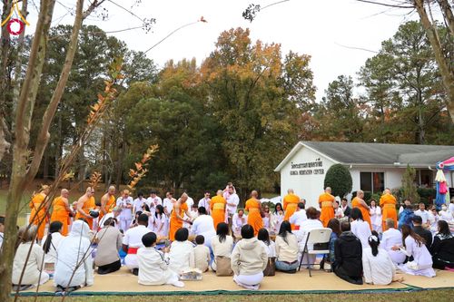 ภาพ No.97863:พิธีทอดกฐินสามัคคี วัดพระธรรมกายจอร์เจีย ประจำปี 2566 วันอาทิตย์ ที่ 12 พฤศจิกายน พ.ศ. 2566 วัดพระธรรมกายจอร์เจีย ประเทศสหรัฐอเมริกา