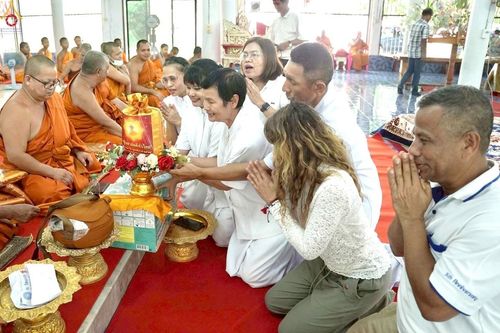 ภาพ No.266562:วันที่ 12 ตุลาคม พ.ศ. 2568 พิธีทอดกฐินสามัคคีทั่วไทย ณ วัดท่าเมรุ อ.บางกล่ำ จ.สงขลา โดยคณะศิษยานุศิษย์ บูชาธรรม 81 ปี หลวงพ่อธัมมชโย