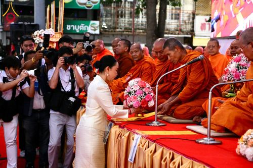 ภาพ No.210238:วันอาทิตย์ที่ 9 มีนาคม พ.ศ. 2568 พ่อเมืองโคราชจัดตักบาตรพระหมื่น ทำบุญเมือง 557 ปี