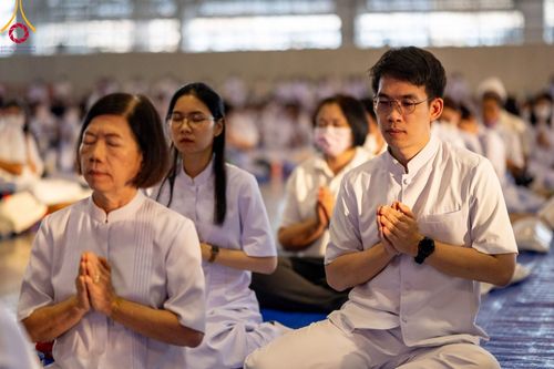 ภาพ No.99606:พิธีตักบาตรวันอาทิตย์ต้นเดือน ณ สภาธรรมกายสากล วัดพระธรรมกาย จ.ปทุมธานี วันอาทิตย์ที่ 3 ธันวาคม พ.ศ. 2566