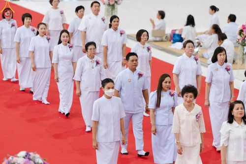 ภาพ No.151407:พิธีจุดเทียนใจ ไฟนิรันดร์ อนันตชัย ณ สภาธรรมกายสากล วัดพระธรรมกาย วันอาทิตย์ต้นเดือนที่ 1 กันยายน พ.ศ. 2567