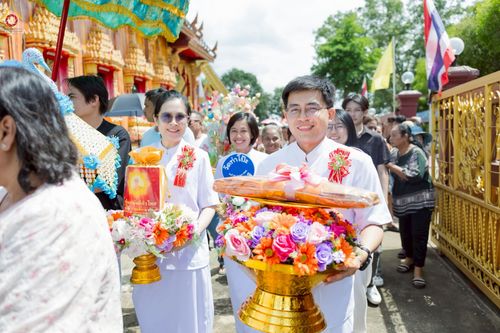 ภาพ No.268961:วันที่ 25 ตุลาคม พ.ศ. 2568 พิธีทอดกฐินสามัคคีทั่วไทย ณ วัดท่าโป๊ะ จ.กาญจนบุรี โดยคณะศิษยานุศิษย์ บูชาธรรม 81 ปี หลวงพ่อธัมมชโย