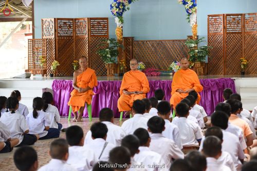 ภาพ No.90713:โครงการสมาธิเพื่อสันติภาพโลก  จ.สระบุรี วันที่ 3 ตุลาคม พ.ศ. 2566  1. โรงเรียน บ้านคลองไทร 2. โรงเรียน บ้านซับปลากั้ง 3. โรงเรียน บ้านหนองผักหนอก 4. โรงเรียน วัดบ้านหมาก 5. โรงเรียน วัดสวนทองรวมมิตร