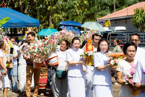 ภาพ No.262799:วันที่ 19 ตุลาคม พ.ศ. 2568 พิธีทอดกฐินสามัคคีทั่วไทย 30,000 วัด โดยคณะศิษยานุศิษย์ บูชาธรรม 81 ปี หลวงพ่อธัมมชโย ณ วัดนาหนอง ต.นาหูกวาง อ.ทับสะแก จ.ประจวบคีรีขันธ์