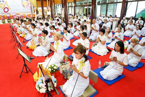 ภาพ No.183644:พิธีทอดกฐิน ณ วัดกลางธนรินทร์ จ.สิงห์บุรี ในโครงการทอดกฐินสามัคคีทั่วไทย 30,000 วัด บูชาธรรม 80 ปี หลวงพ่อธัมมชโย โดยคณะศิษยานุศิษย์วัดพระธรรมกาย วันที่ 9 พฤศจิกายน  พ.ศ. 2567