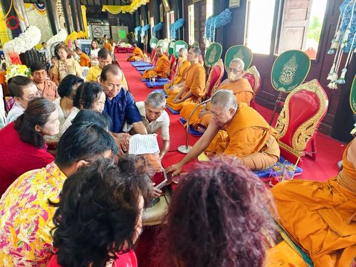 ภาพ No.173554:พิธีทอดกฐิน ณ วัดจำปี จ.สุพรรณบุรี ในโครงการกฐินสามัคคีทั่วไทย 30,000 วัด บูชาธรรม 80 ปี หลวงพ่อธัมมชโย โดยคณะศิษยานุศิษย์วัดพระธรรมกาย วันที่ 27 ตุลาคม พ.ศ. 2567