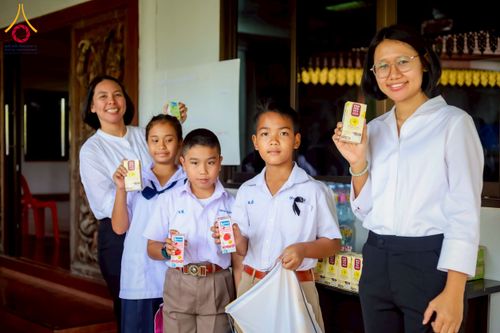 ภาพ No.272515:วันที่ 21 พฤศจิกายน พ.ศ. 2568 รวมพลังเด็กดี V-Star ผู้นำฟื้นฟูศีลธรรมโลก ประจำปี 2568 จังหวัดสุโขทัย ณ ศูนย์ปฏิบัติธรรมสุโขทัย