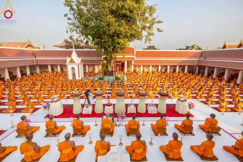 ภาพ No.111974:พิธีจุดประทีปถวายเป็นพุทธบูชา และบูชาธรรมมหาปูชนียาจารย์ พระมงคลเทพมุนี(สด จนฺทสโร) ในโครงการธรรมยาตรา กตัญญูบูชา มหาปูชนียาจารย์ พระมงคลเทพมุนี(สด จนฺทสโร) พระผู้ปราบมาร อนุสรณ์สถาน 7 แห่ง ปีที่ 12 วันที่ 14 มกราคม พ.ศ. 2567 ณ วัดสองพี่น้อง อ.สองพี่น้อง