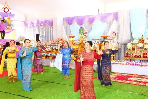 ภาพ No.182481:พิธีทอดกฐิน ณ วัดใหม่ลาดวิถี จ.ประจวบคีรีขันธ์ ในโครงการทอดกฐินสามัคคีทั่วไทย 30,000 วัด บูชาธรรม 80 ปี หลวงพ่อธัมมชโย โดยคณะศิษยานุศิษย์วัดพระธรรมกาย วันที่ 9 พฤศจิกายน พ.ศ. 2567