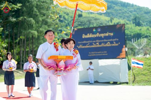 ภาพ No.274905:วันอาทิตย์ที่ 30 พฤศจิกายน พ.ศ. 2568 พิธีทอดผ้าป่า "สร้างองค์พระเจดีย์เพื่อสร้างสันติภาพโลก" ณ ศูนย์ปฏิบัติธรรมระยอง (บ้านช่องลม)