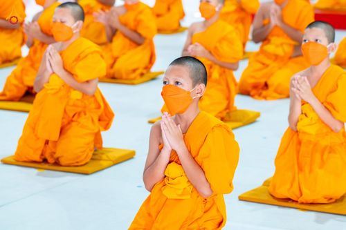 ภาพ No.80402:องค์กรภาคีเครือข่าย "บวร" จังหวัดปทุมธานี ศึกษาดูงานโครงการบรรพชาสามเณรฟื้นฟูพระพุทธศาสนาทั่วไทย ชมนิทรรศการ และสื่อนวัตกรรมพระพุทธศาสนาภาพยนต์ 3 มิติ - จักรวาลนฤมิต เรื่อง "พระสัมมาสัมพุทธเจ้า พระบรมศาสดาเอกของโลก" วันศุกร์ที่ 28 เมษายน พ.ศ.2566