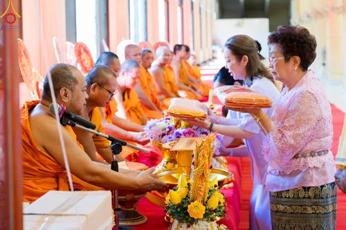 ภาพ No.95346:พิธีทอดกฐินสามัคคีทั่วไทย 5,000 วัด ณ วัดสระกระโจม จ.สุพรรณบุรี วันที่ 18 พฤศจิกายน พ.ศ. 2566