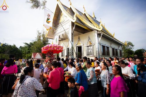 ภาพ No.179498:พิธีทอดกฐิน ณ วัดพุทธสันติธรรม จ.นครปฐม ในโครงการกฐินสามัคคีทั่วไทย 30,000 วัด บูชาธรรม 80 ปี หลวงพ่อธัมมชโย โดยคณะศิษยานุศิษย์วัดพระธรรมกาย วันที่ 26 ตุลาคม พ.ศ. 2567
