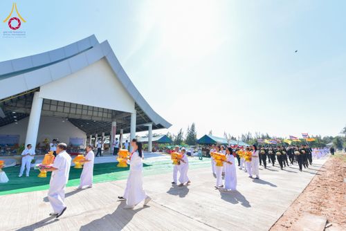 ภาพ No.174191:พิธีทอดกฐินสามัคคีสร้างทุกสิ่ง ปีที่ 8 ณ ธุดงคสถานอำนาจเจริญ ในโครงการกฐินสามัคคีทั่วไทย 30,000 วัด บูชาธรรม 80 ปี หลวงพ่อธัมมชโย โดยคณะศิษยานุศิษย์วัดพระธรรมกาย วันที่ 10 พฤศจิกายน พ.ศ. 2567