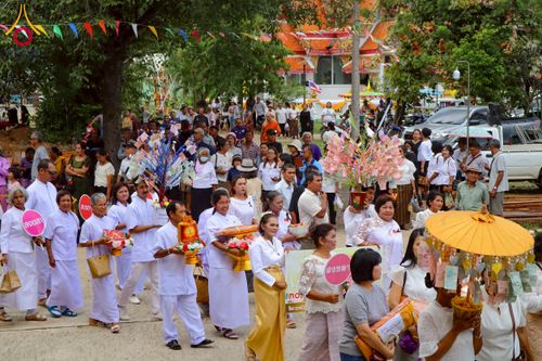 ภาพ No.275537:วันที่ 5 พฤศจิกายน พ.ศ. 2568 พิธีทอดกฐินสามัคคีทั่วไทย ณ วัดโคกกอ อ.คลองหอยโข่ง จ.สงขลา โดยคณะศิษยานุศิษย์ บูชาธรรม 81 ปี หลวงพ่อธัมมชโย