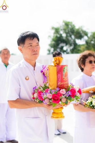 ภาพ No.164530:พิธีทอดกฐิน ณ วัดเทพมงคล อ.บางซ้าย จ.พระนครศรีอยุธยา ในโครงการกฐินสามัคคีทั่วไทย 30,000 วัด บูชาธรรม 80 ปี หลวงพ่อธัมมชโย โดยคณะศิษยานุศิษย์วัดพระธรรมกาย วันที่ 20 ตุลาคม พ.ศ. 2567