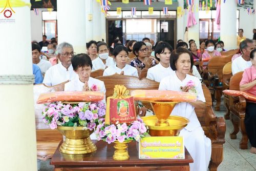 ภาพ No.168540:พิธีทอดกฐิน ณ วัดศรีประทุนทอง จ.สุพรรณบุรี ในโครงการกฐินสามัคคีทั่วไทย 30,000 วัด บูชาธรรม 80 ปี หลวงพ่อธัมมชโย โดยคณะศิษยานุศิษย์วัดพระธรรมกาย วันที่ 20 ตุลาคม พ.ศ. 2567