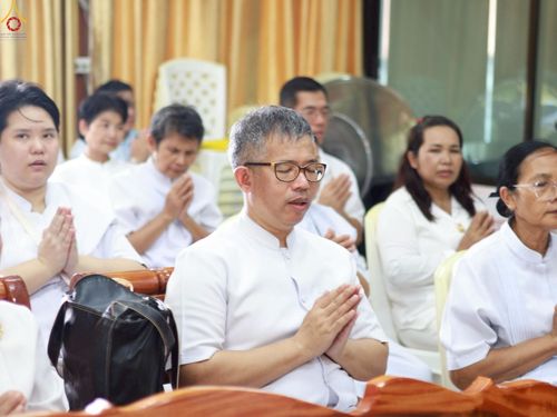 ภาพ No.256543:วันที่ 12 ตุลาคม พ.ศ. 2568 พิธีทอดกฐินสามัคคีทั่วไทย 30,000 วัด โดยคณะศิษยานุศิษย์ บูชาธรรม 81 ปี หลวงพ่อธัมมชโย ณ วัดวรจรรยาวาส กรุงเทพมหานคร