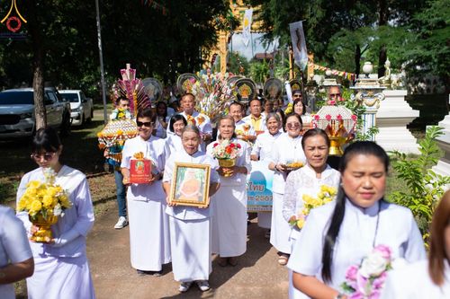 ภาพ No.165372:พิธีทอดกฐิน ณ วัดพุทธิสารโนนทอง อ.คอนสวรรค์ จ.ชัยภูมิ ในโครงการกฐินสามัคคีทั่วไทย 30,000 วัด บูชาธรรม 80 ปี หลวงพ่อธัมมชโย โดยคณะศิษยานุศิษย์วัดพระธรรมกาย วันที่ 21 ตุลาคม พ.ศ. 2567