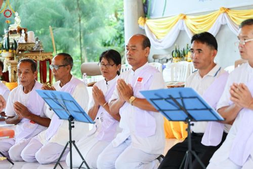 ภาพ No.153850:โครงการอบรมอุบาสก อุบาสิกาแก้ว รุ่นที่ 1 ผู้แทนทอดกฐินสามัคคี 30,000 วัดทั่วไทย ระหว่างวันที่ 6-8 กันยายน พ.ศ. 2567 ณ ศูนย์ปฏิบัติธรรมหนองบัวลำภู