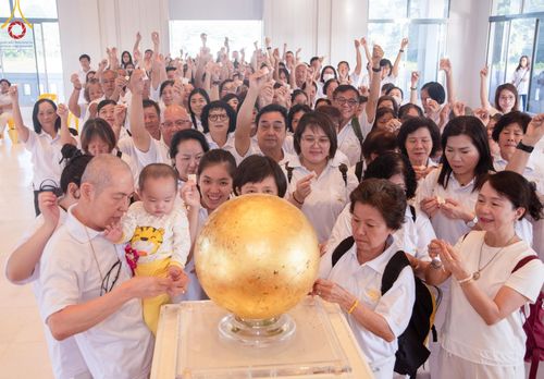 ภาพ No.148547:พิธีบุพเปตพลี, พิธีทอดผ้าป่า, พิธีไถ่ชีวิตโค 80 ตัว ให้ชีวิตสัตว์เป็นทาน ณ ศูนย์ปฎิบัติธรรมภาคใต้ อ.บางกล่ำ จ.สงขลา วันเสาร์ที่ 10 สิงหาคม พ.ศ. 2567