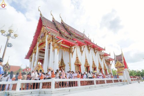 ภาพ No.260353:วันที่ 19 ตุลาคม พ.ศ. 2568 พิธีทอดกฐินสามัคคีทั่วไทย 30,000 วัด โดยคณะศิษยานุศิษย์ บูชาธรรม 81 ปี หลวงพ่อธัมมชโย ณ วัดไชยธาราราม ต.ฉลอง อ.เมืองภูเก็ต จ.ภูเก็ต