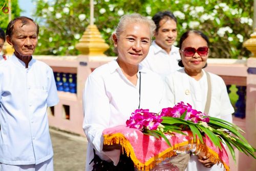 ภาพ No.263651:วันที่ 23 ตุลาคม พ.ศ. 2568 พิธีทอดกฐินสามัคคีทั่วไทย 30,000 วัด โดยคณะศิษยานุศิษย์ บูชาธรรม 81 ปี หลวงพ่อธัมมชโย ณ วัดหัวถนน จ.นครปฐม