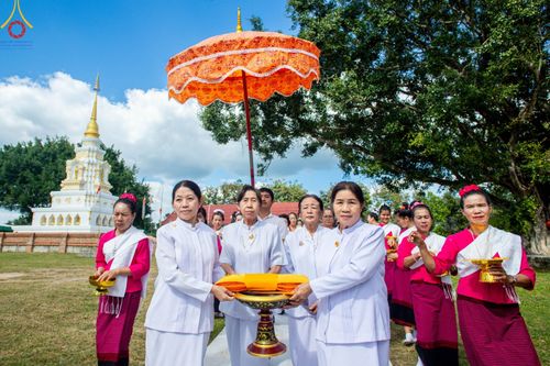 ภาพ No.99161:พิธีทอดกฐินสามัคคีทั่วไทย 5,000 วัด   ณ วัดศรีดงเย็น อ.ทุ่งหัวช้าง จ.ลำพูน วันที่ 22 พฤศจิกายน พ.ศ. 2566
