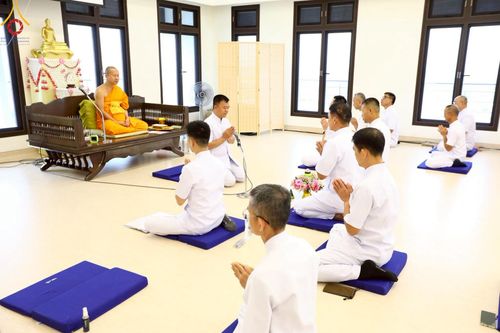 ภาพ No.223110:วันที่ 2 -10 พฤษภาคม พ.ศ. 2568 พิธีตัดปอยผม ปลงผม พิธีขอขมาลาอุปสมบทอุทิศชีวิต ของอุบาสก พิสิทธิ์ หมื่นแกล้ว  ณ วัดพระธรรมกาย