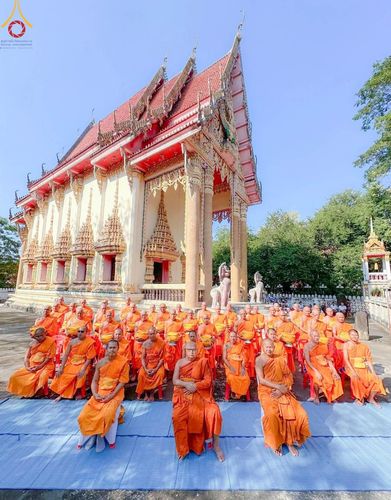 ภาพ No.102178:พิธีบรรพชาธรรมทายาท ในโครงการอุปสมบทหมู่ รุ่นบูชาธรรมมหาปูชนียาจารย์ ศูนย์ปฏิบัติธรรมหนองบัวลำภู ณ วัดสว่างอารมณ์ อ.ศรีบุญเรือง จ.หนองบัวลำภู วันที่ 10 ธันวาคม พ.ศ. 2566