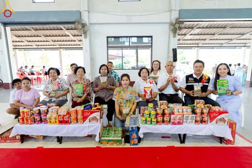 ภาพ No.217521:วันอาทิตย์ที่ 13 เมษายน พ.ศ. 2568 พิธีตักบาตรฉลองสามเณรใหม่ ศูนย์ปฏิบัติธรรมเขาคิชฌกูฏ โครงการบรรพชาสามเณรภาคฤดูร้อน