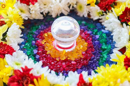 ภาพ No.104122:พิธีโปรยรัตนชาติ วางศิลาฤกษ์ สามเณรธรรมทายาทชาวอินโดนีเซียกว่า 1,000 รูป ณ มหาเจดีย์บุโรพุทโธ ประเทศอินโดนีเซีย ในวันที่ 21 ธันวาคม พ.ศ. 2566