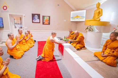 ภาพ No.135431:พิธีเจริญพระพุทธมนต์สมโภช แก้วบรมจักรพรรดิรัตนอนันต์ สถาปนาอาคารปฏิบัติธรรม แก้วธรรมชัยรัตนอนันต์ บูชาธรรมเนื่องในโอกาสอายุวัฒนมงคล 80 ปี หลวงพ่อธัมมชโย (22 เมษายน พ.ศ. 2567) วันพุธที่ 3 เมษายน พ.ศ. 2567 ณ วัดพระธรรมกายเทนเนสซี ประเทศสหรัฐอเมริกา