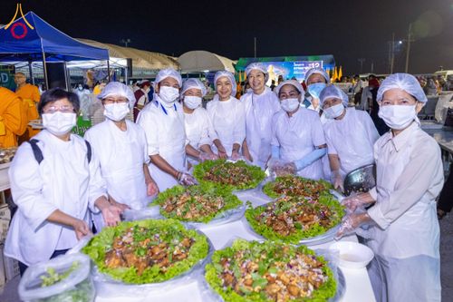 ภาพ No.117369:พิธีถวายภัตตาหารเป็นสังฆทาน แด่คณะพระธรรมยาตรา วันที่ 23 มกราคม พ.ศ. 2567 ณ อนุสรณ์สถานบางปลา อ.บางเลน จ.นครปฐม