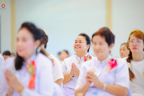 ภาพ No.265657:วันเสาร์ที่ 18 ตุลาคม พ.ศ. 2568 พิธีตักบาตร มณีนพรัตน์ทิพย์สุธาโภชน์ ณ ศูนย์อบรมเยาวชนบางปะหัน ตำบลหันสัง อำเภอบางปะหัน  จังหวัดพระนครศรีอยุธยา