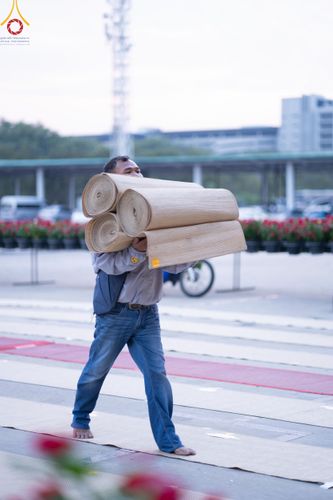 ภาพ No.121733:V.22 ต่อไป การเตรียมงาน เก็บงาน การรับบุญของเจ้าหน้าที่หน่วยงานต่างๆ เพื่อโครงการธรรมยาตรา กตัญญูบูชา มหาปูชนียาจารย์ พระมงคลเทพมุนี (สด จนฺทสโร) พระผู้ปราบมาร อนุสรณ์สถาน 7 แห่ง ปีที่ 12 ระหว่างวันที่ 2 - 31 มกราคม พ.ศ.2567