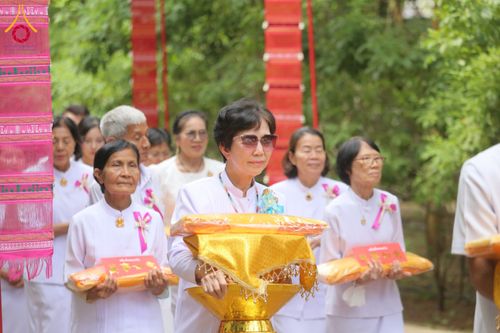 ภาพ No.174135:พิธีทอดกฐินสามัคคี ธุดงคสถานลุ่มน้ำฝาง ต.แม่คะ อ.ฝาง จ.เชียงใหม่ ในโครงการกฐินสามัคคีทั่วไทย 30,000 วัด บูชาธรรม 80 ปี หลวงพ่อธัมมชโย โดยคณะศิษยานุศิษย์วัดพระธรรมกาย วันที่ 9 พฤศจิกายน พ.ศ. 2567