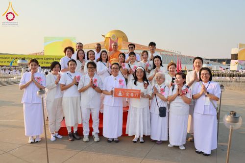 ภาพ No.207677:พิธีเวียนประทักษิณและจุดมาฆประทีป ในวันมาฆบูชา วันพุธที่ 12 กุมภาพันธ์ พ.ศ. 2568 ณ พระมหาธรรมกายเจดีย์ วัดพระธรรมกาย