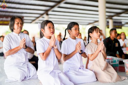 ภาพ No.123843:พิธีถวายสังฆทาน 323 วัด 4 จังหวัดชายแดนภาคใต้ ครั้งที่ 166 ณ ศูนย์ปฏิบัติธรรมภาคใต้ อ.บางกล่ำ จ.สงขลา วันเสาร์ที่ 17 กุมภาพันธ์ พ.ศ. 2567