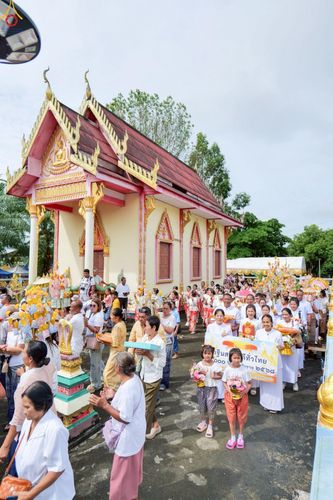 ภาพ No.262533:วันที่ 21 ตุลาคม พ.ศ. 2568 พิธีทอดกฐินสามัคคีทั่วไทย 30,000 วัด โดยคณะศิษยานุศิษย์ บูชาธรรม 81 ปี หลวงพ่อธัมมชโย ณ วัดต้นไทร ต.บางขัน อ.บางขัน จ.นครศรีธรรมราช