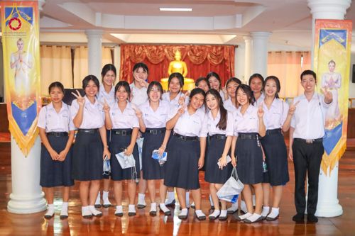 ภาพ No.180114:กิจกรรมวันรวมพลังเด็กดี V-Star ผู้นำฟื้นฟูศีลธรรมโลก ประจำปีพุทธศักราช 2567 จังหวัดสุโขทัย เพื่อรวมพลังสร้างความดี นั่งสมาธิภาวนาถวายเป็นพุทธบูชา และเพื่อส่งเสริมการเรียนรู้พระพุทธศาสนา วันที่ 3 ธันวาคม พ.ศ. 2567