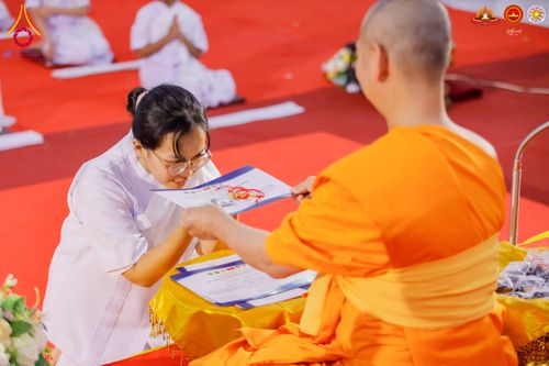 ภาพ No.282120:วันที่ 22 ธันวาคม พ.ศ.2568 พิธีปิดโครงการอบรมอุบาสิการุ่นที่ 1 อินโดนีเซีย