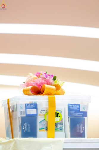 ภาพ No.280627:วันที่ 28 ธันวาคม พ.ศ.2568 พิธีถวายอุปกรณ์ทำความสะอาด ณ ห้องแก้วสารพัดนึก วัดพระธรรมกาย