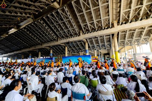 ภาพ No.305974:วันที่ 25 มกราคม พ.ศ. 2569 พิธีต้อนรับพระธรรมยาตรา วัดพระธรรมกาย(ภาพชุดที่ 4) ในโครงการธรรมยาตรา กตัญญูบูชา มหาปูชนียาจารย์ พระมงคลเทพมุนี(สด จนฺทสโร) พระผู้ปราบมาร อนุสรณ์สถาน 7 แห่ง ปีที่ 14