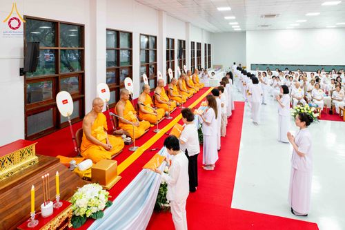 ภาพ No.314924:วันอาทิตย์ที่ 22 มีนาคม พ.ศ. 2569 พิธีบำเพ็ญกุศล คุณพ่อณรงค์ จินตมากุล  สิริอายุ 99 ปี 11 เดือน โยมบิดา พระครูปลัดรัตนวีรวัฒน์ (รังสฤษดิ์ อิทฺธิจินตโก) ที่ปรึกษาเจ้าคณะจังหวัดปทุมธานี เจ้าอาวาสวัดพระธรรมกาย  ณ ห้องปลูกศรัทธา 2 วัดพระธรรมกาย ปทุมธานี