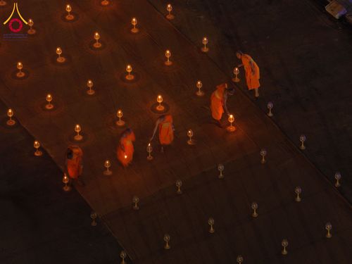 ภาพ No.312251:วันอังคารที่ 3 มีนาคม พ.ศ.2569 พิธีเวียนประทักษิณและจุดมาฆประทีป (ภาพชุดที่ 2) ณ ลานธรรมพระมหาธรรมกายเจดีย์ วัดพระธรรมกาย