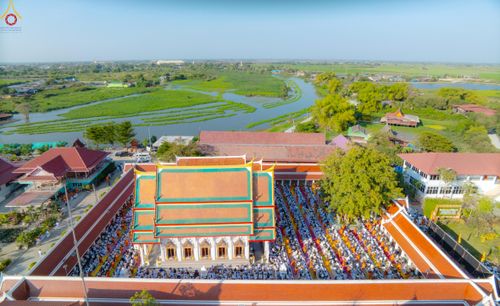 ภาพ No.292966:วันที่ 11 มกราคม พ.ศ. 2569 พิธีต้อนรับพระธรรมยาตรา ณ อนุสรณ์สถานลำดับที่ 3 (ภาพชุดที่ 2) สถานที่เกิดในเพศสมณะ วัดสองพี่น้อง อำเภอสองพี่น้อง จังหวัดสุพรรณบุรี ในโครงการธรรมยาตรา กตัญญูบูชา มหาปูชนียาจารย์ พระมงคลเทพมุนี(สด จนฺทสโร) พระผู้ปราบมาร อนุสรณ์สถ