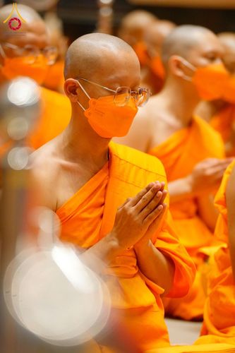 ภาพ No.62146:พิธีอุปสมบทในโครงการอุปสมบทหมู่ บูชาธรรมหลวงพ่อธัมมชโย พ.ศ.2567 ณ อุโบสถ วัดพระธรรมกาย จ.ปทุมธานี วันที่ 13-15 เมษายน พ.ศ. 2567