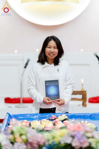 ภาพ No.232700:วันเสาร์ที่ 5 กรกฎาคม พ.ศ. 2568 Candlelight meditation & Vigil พิธีจุดเทียนให้สว่าง สู่ทางสงบ ณ วัดพระธรรมกายนอร์ธสวีเดน